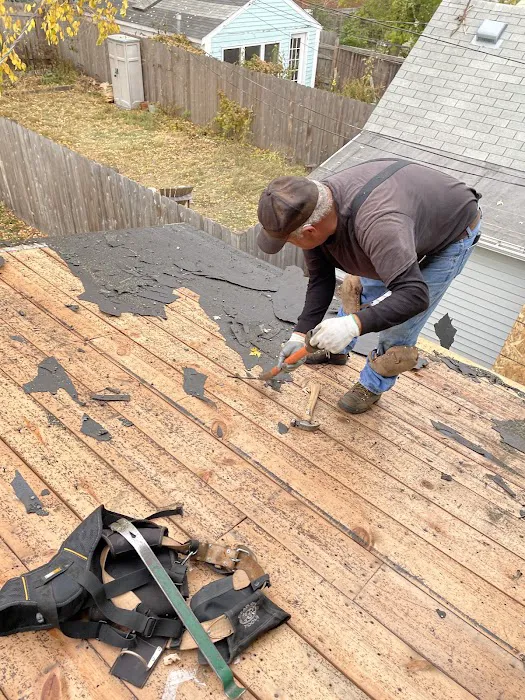 Midwest Roofing Service Picture 3