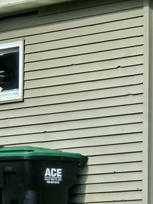 Younger Exteriors Picture 1