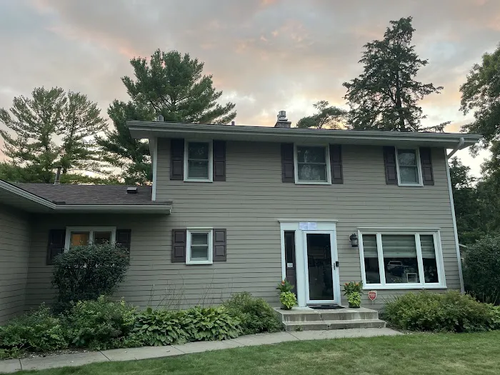 Sela Roofing & Remodeling Picture 4