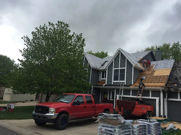 Oak Ridge Roofing and Siding Picture 4