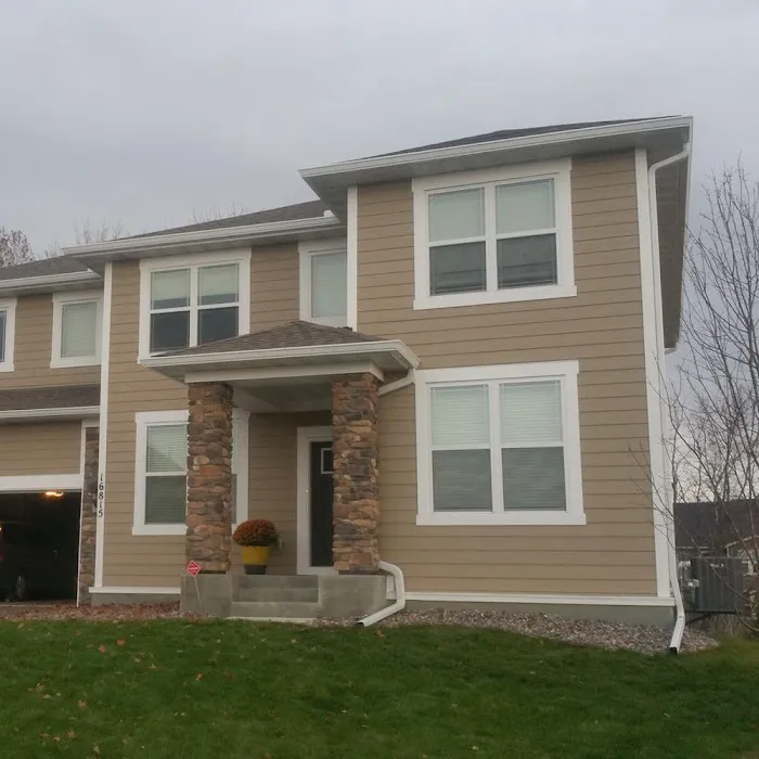 Land of Lakes Seamless Gutters Picture 3