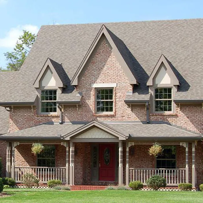 Land of Lakes Seamless Gutters Picture 1