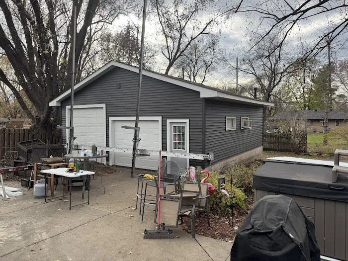 Custom One Exteriors Picture 10