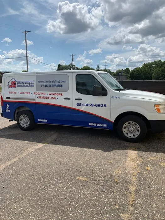 J&S Siding and Gutters, LLC Picture 10