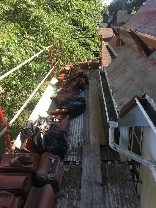 Les Jones Roofing Picture 2