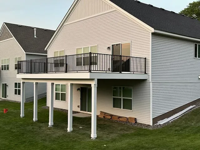 We Fix Everything - Roofing and Deck Services Picture 2