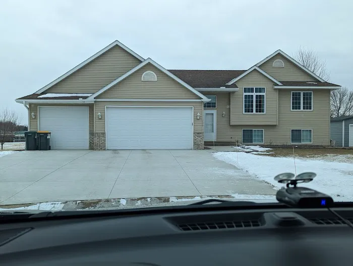 Midwest Exteriors MN Picture 1