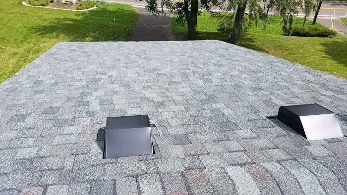 GOLD ROOF AND RENOVATIONS INC. Picture 3