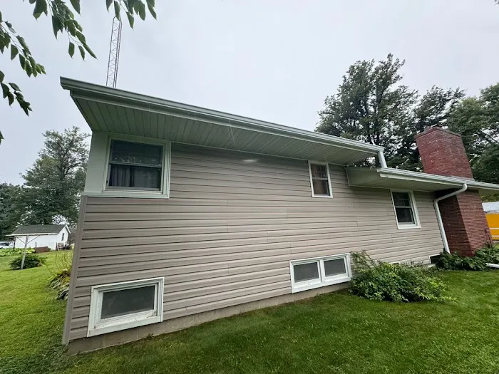 Saavedra Roofing and siding LLC Picture 5