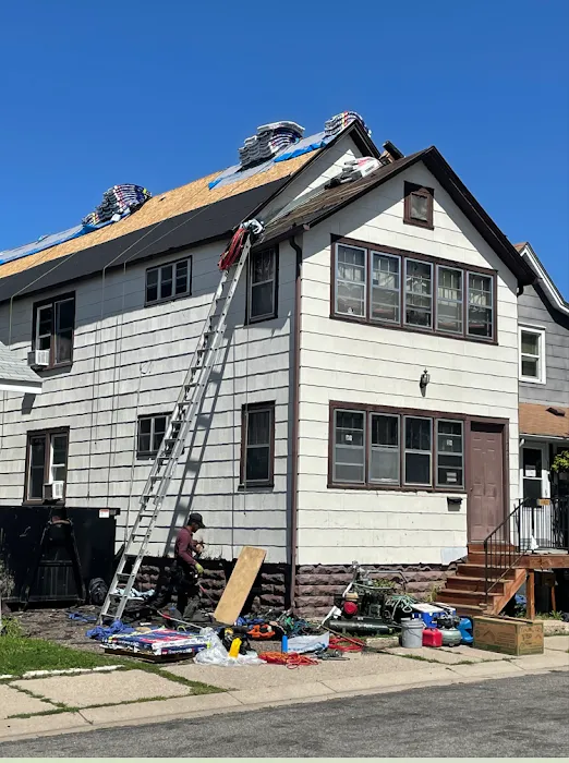 Maplewood Roofing Service Picture 2