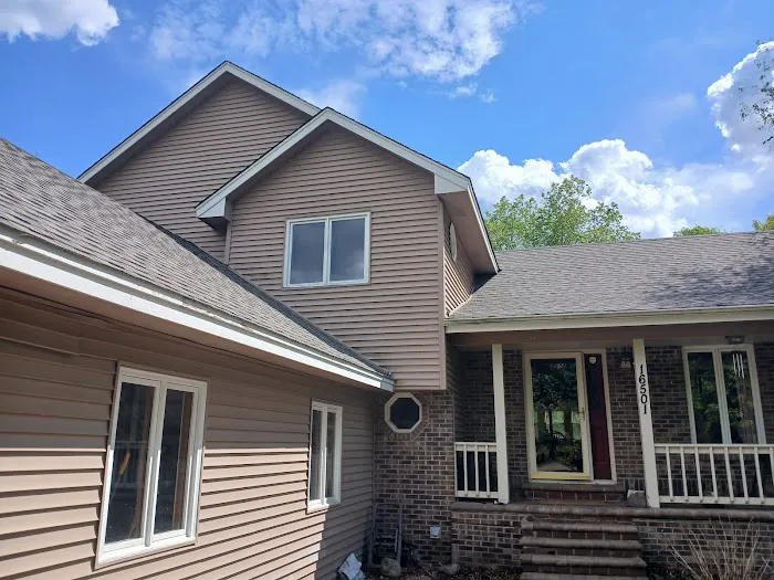 Lionstar Roofing and Exteriors Picture 6