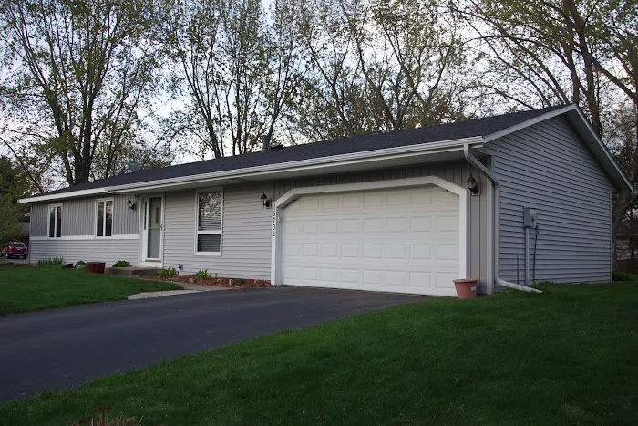 Slim and Trim Construction / STC Roofing Picture 1