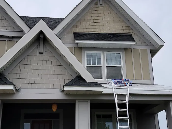 T & J CONSTRUCTION Picture 1