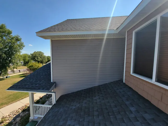 T & J CONSTRUCTION Picture 3