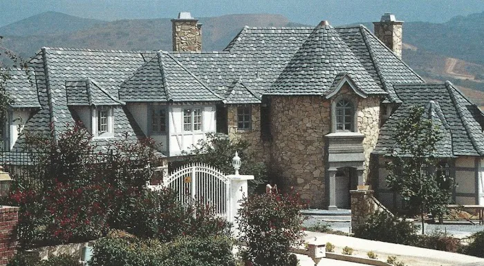 Westurn Cedar Roofing Picture 3