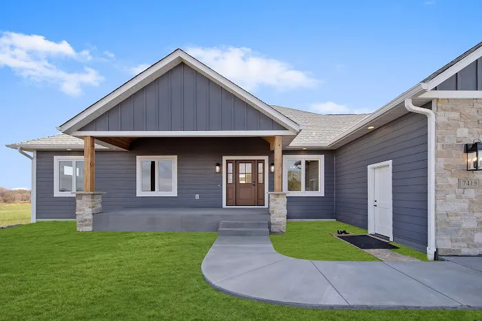 Select Exteriors Picture 6