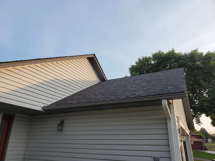 Built Strong Exteriors LLC Picture 9