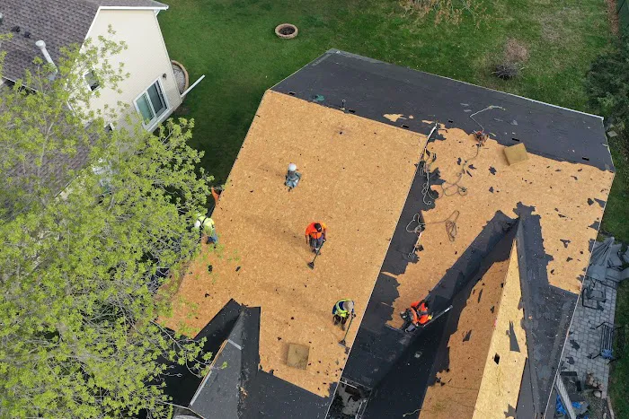 Built Strong Exteriors LLC Picture 4