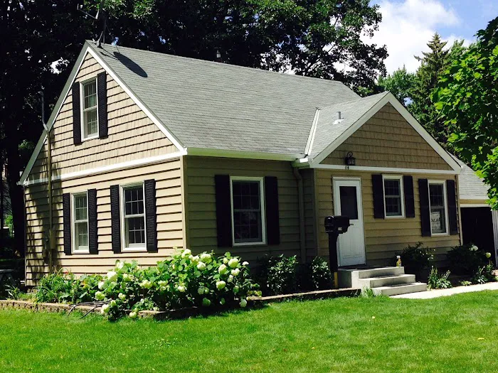 Capital Siding, Windows & Roofing Picture 7