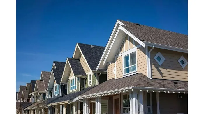 Summit Exteriors Inc. Picture 2