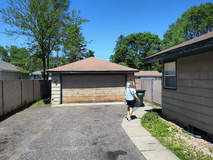 storm aid exteriors Picture 2