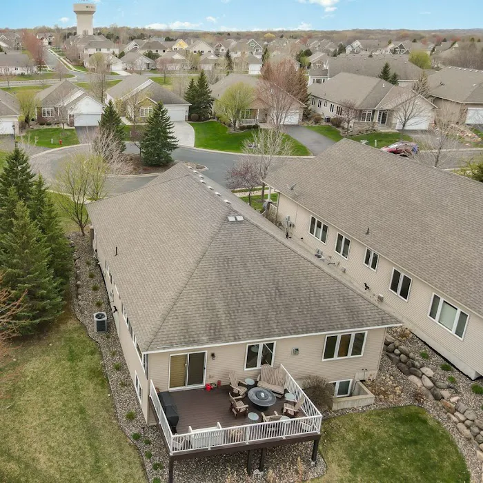 DSquared Building Picture 1