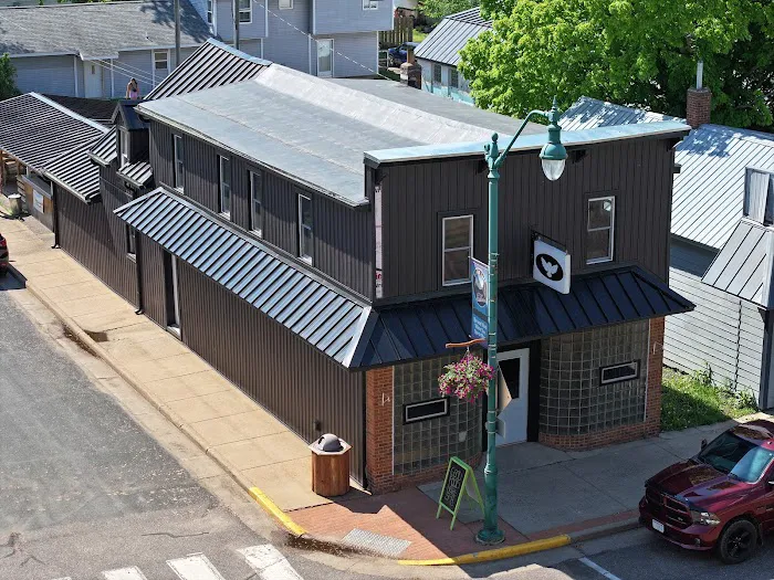 DSquared Building Picture 3