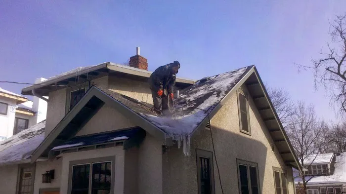 Doug's Roofing Picture 3