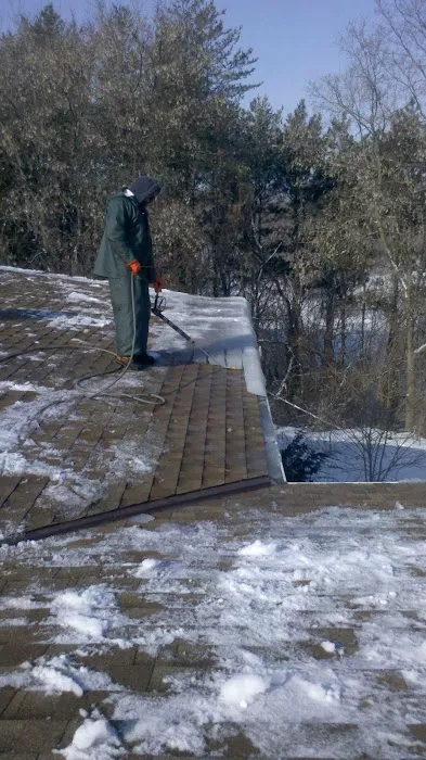 Doug's Roofing Picture 2