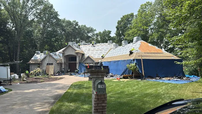 Frontline Roofing & Restoration Picture 1