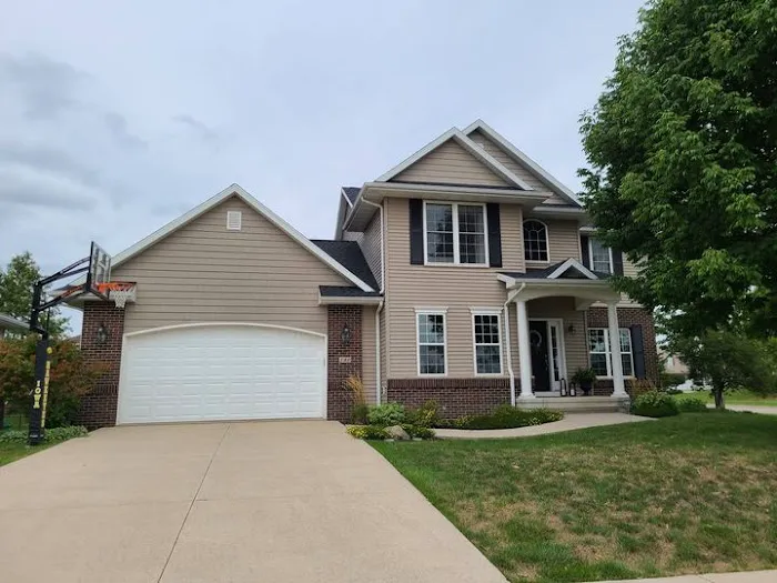 Armor Construction Inc - Roofing & Siding Picture 1