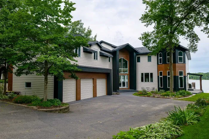 Exteriors by Highmark Picture 1