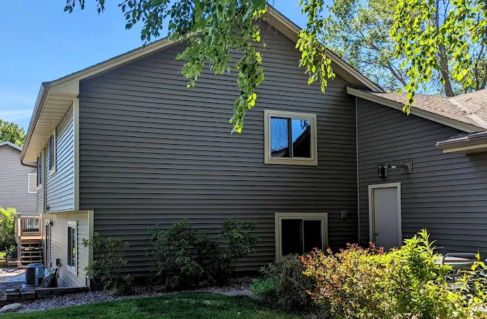 Summit Exteriors Inc. Picture 2