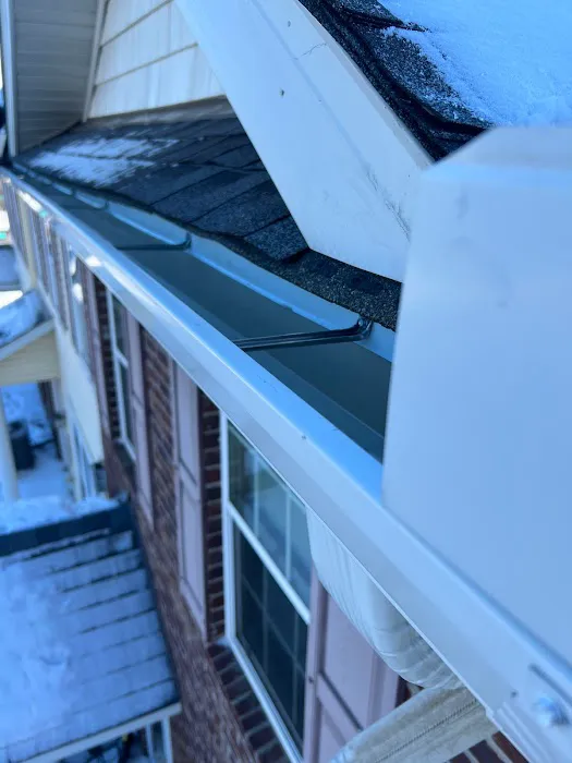 Mina Exteriors Picture 4