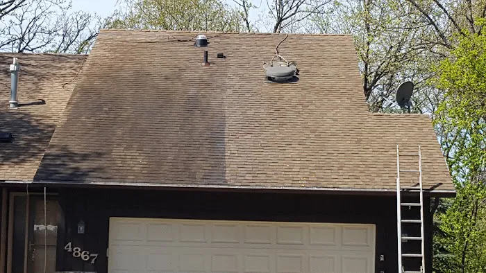 Diamond Roofing, Remodeling & Roof Cleaning Picture 6