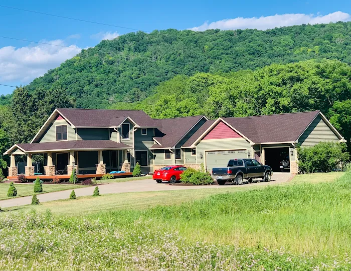 Renner Roofing Inc. Picture 10