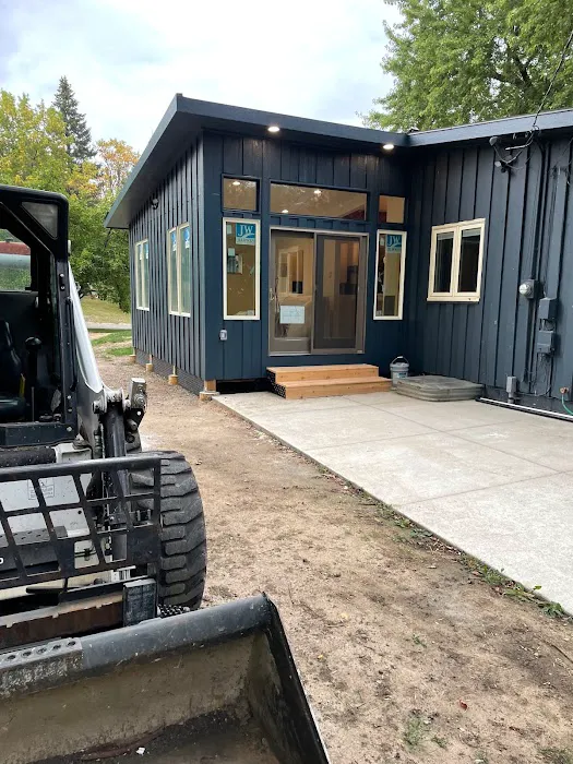 Chris Mangroo L.L.C Remodeling & Roofing Picture 9