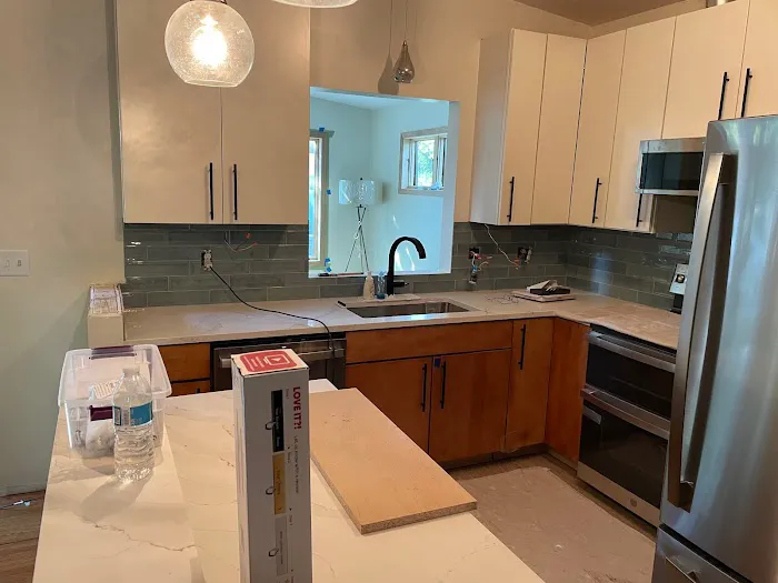 Chris Mangroo L.L.C Remodeling & Roofing Picture 8