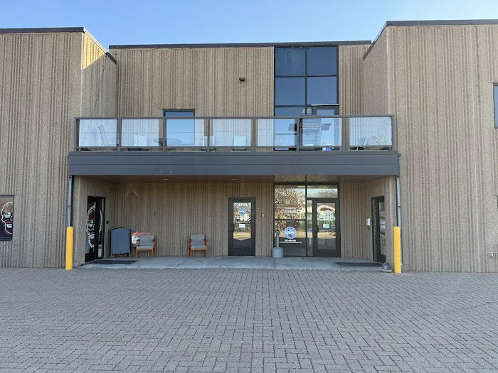 Sharp Exteriors Picture 10