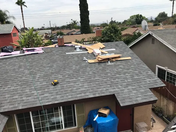 Roy's Roofing Picture 8