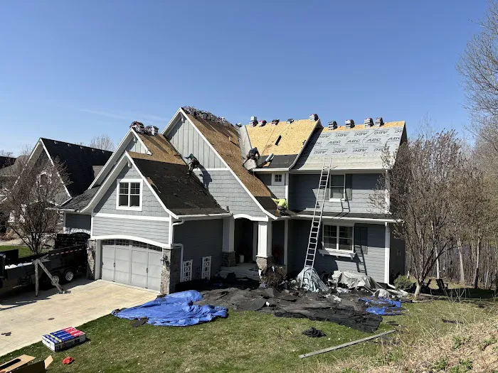 High Caliber Exteriors & Claims Picture 9