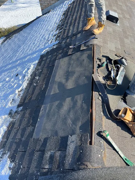 MN Made Roofing and Remodeling Picture 5