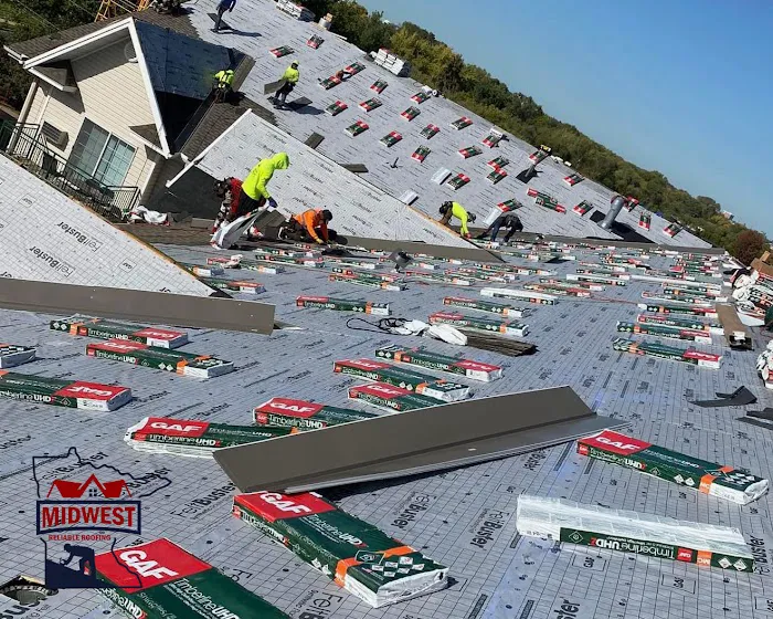 Midwest Reliable Roofing Picture 7