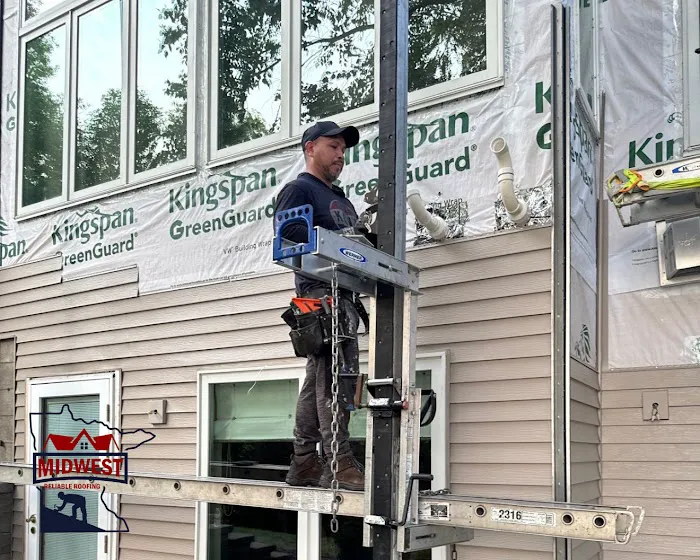 Midwest Reliable Roofing Picture 10