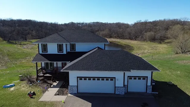 Peak View Exteriors Picture 2