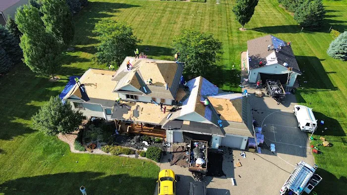 Peak View Exteriors Picture 3