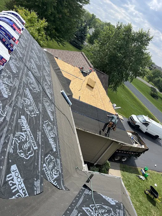 D&C Roofing LLP Picture 1