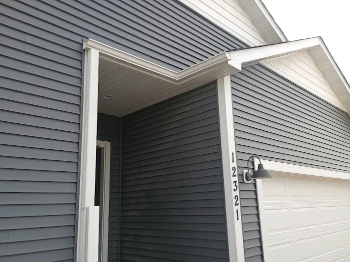 Bruce Andrews Seamless Gutters Picture 2