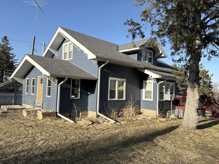 Miller Roofing & Siding Picture 1