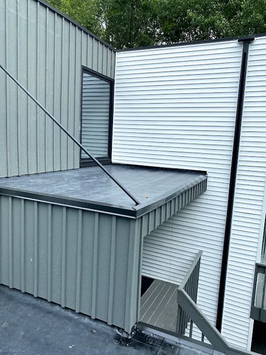 4 Seasons Roofing LLC Picture 6